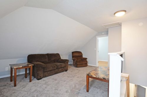 4000 Dupont Ave, Minneapolis MN  55412-1613 exterior