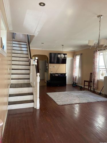 111-29 168th St, Jamaica, NY 11433-1323