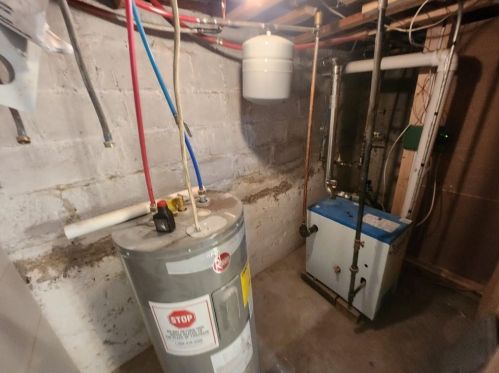 9 Harding Ave, Providence RI  02905-2506 exterior