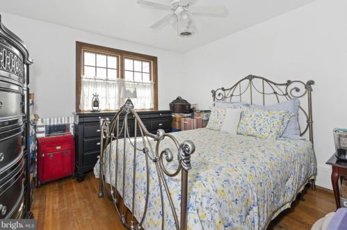 2213 Downing Ln, Wilmington DE  19804-3612 exterior