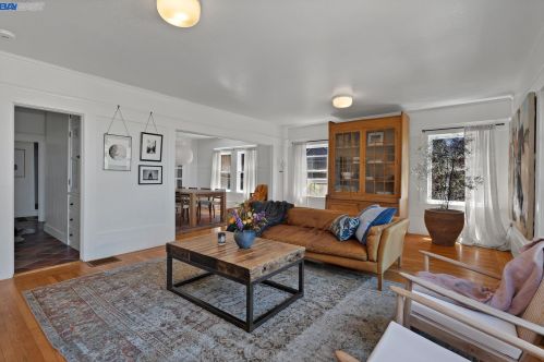 64 Panoramic Way, Berkeley CA 94704-2540 exterior