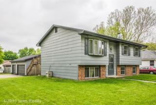 201 1st St, Bondurant, IA 50035-1139