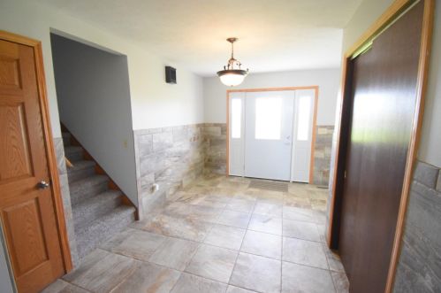 9422 Us Highway 24, Goodland, IN 47948-8613