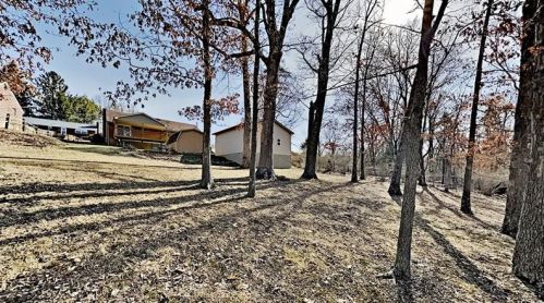 210 Lucille St, Glenshaw PA  15116-2033 exterior