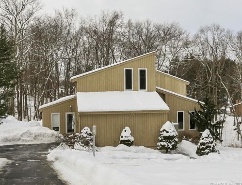 11 Kristy Dr, Bethel, CT 06801-3001