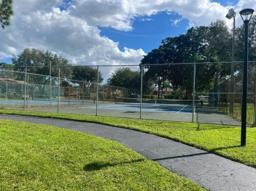 533 Shady Pine Way, West Palm Beach FL  33415-8940 exterior