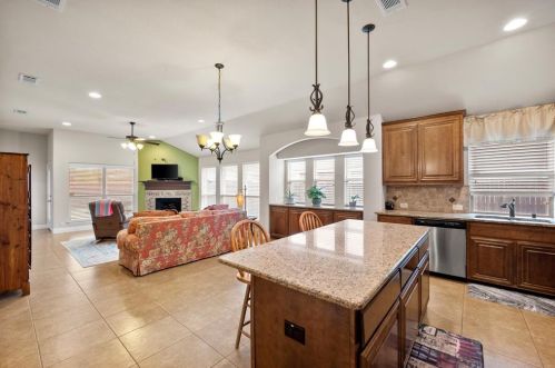 4309 Poppy Dr, Midlothian TX  76063-6847 exterior