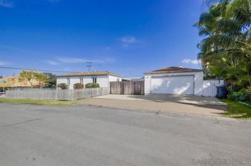 7181 Amherst St, La Mesa CA  91942-8568 exterior