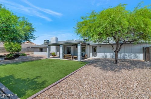 2827 Evans Dr, Phoenix AZ  85032-5030 exterior