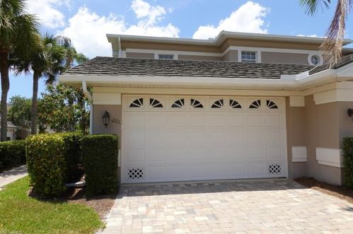 5035 Yacht Harbor Dr, Naples, FL 34112-6466