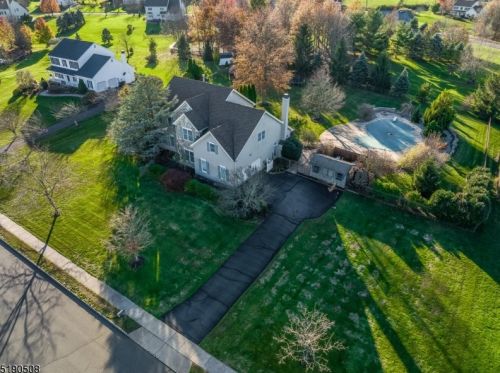 31 Lavada Ln, East Amwell Township, NJ 08551-1115