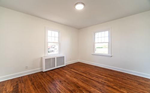 2403 Nichols Ave, Stratford CT  06614-1720 exterior