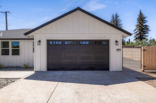 6081 Maxwood Dr, Paradise CA  95969-4348 exterior