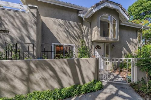 26115 Mcbean Pkwy, Santa Clarita, CA 91355-2015