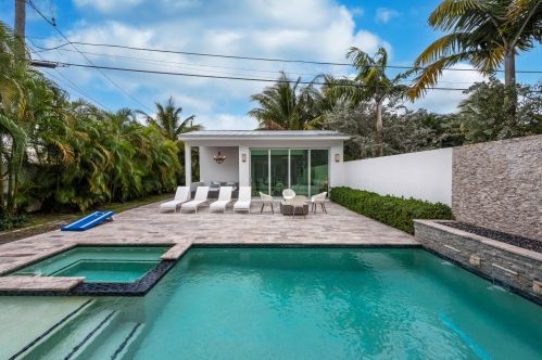 1220 8th Ave, Delray Beach, FL 33483-2828