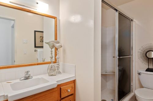 1720 Chapala St, Santa Barbara CA  93101-2956 exterior