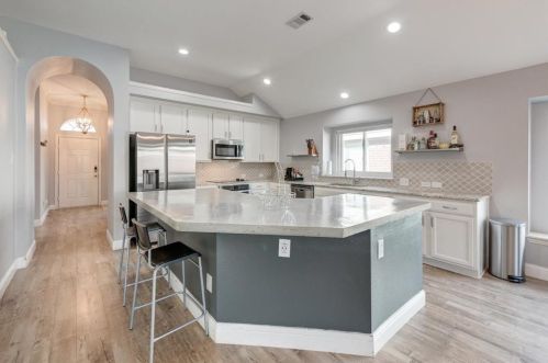 5600 Worley Dr, Frisco TX  75056-3850 exterior