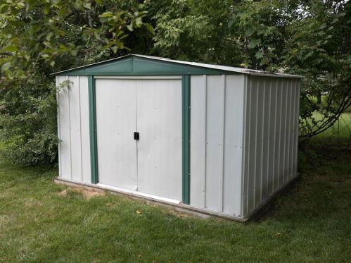 304 Greenvale Ave, Waterford MN  55057-1413 exterior