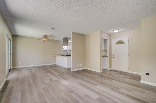 4185 Birdwell Way, North Highlands, CA 95660-2856