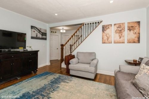 2357 Woodland Ave, North Wantagh, NY 11793-4419