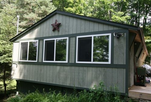 99 Park Dr, Parksville, NY 12768-5921
