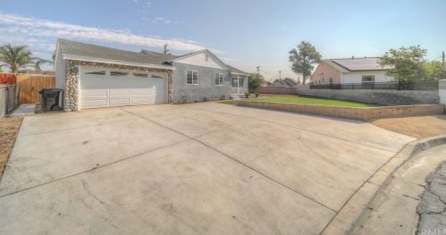 540 Victoria St, Rialto CA  92376-5231 exterior