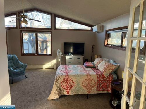 2130 11th Ave, Hibbing MN  55746-1835 exterior
