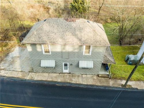 125 Main St, Bentleyville, PA 15314-1528