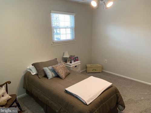 1615 Heebner Way, Lansdale PA 19446-4317 exterior