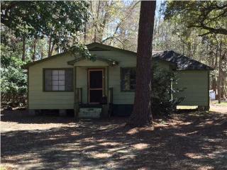 1113 Shore Acres Dr, Mobile AL  36605-3546 exterior