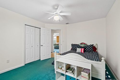 3 Killen Rd, Wallingford CT  06492-2697 exterior