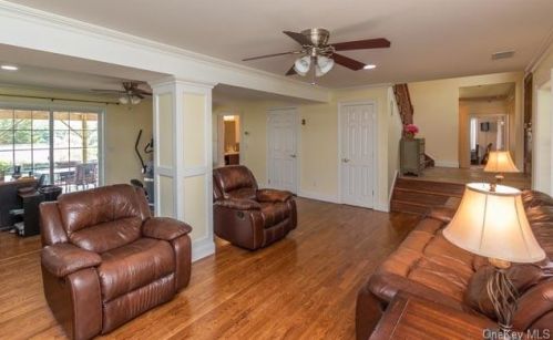 110 Orchard Ter, Monroe NY  10950-3416 exterior