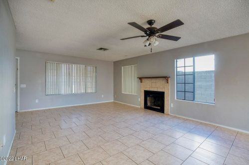 21059 34th Ave, Phoenix AZ  85027-6013 exterior