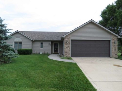 208 Peggy Ln, Avilla, IN 46710-9771