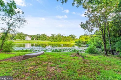 10719 Kettle Run Rd, Nokesville VA  20181-1715 exterior