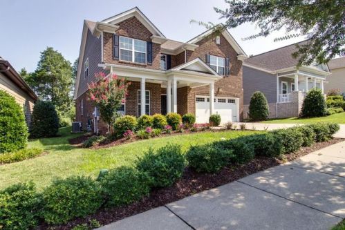 8321 Elmcroft Ct, Nolensville TN  37135-4028 exterior