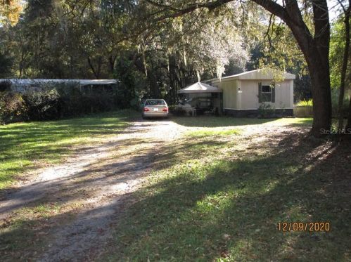 12545 143rd Ct, Ocklawaha, FL 32179-5669