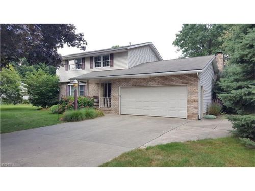 5854 Vantage Hill Ave, Massillon, OH 44646-1169
