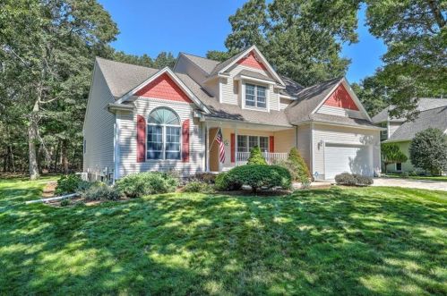 120 Olde Mill Ln, North Kingstown, RI 02852-1786