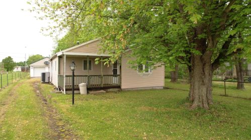 138 Smith Ln, Londonderry, OH 45647-9762