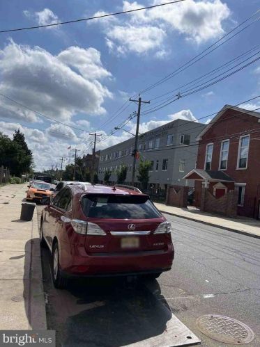 719 Chestnut St, Camden NJ  08103-2401 exterior