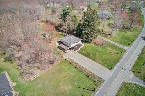 259 Concord Circle Rd, Beaver Falls PA  15010-8528 exterior