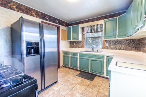 6205 55th St, Kenosha WI  53144-3709 exterior