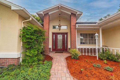 1279 Henry Ave, Brooksville, FL 34608-7401