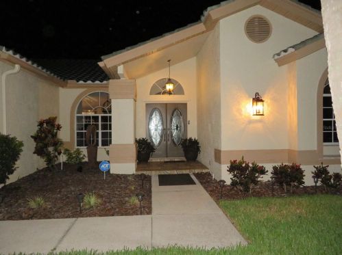 5601 Wellington Dr, Palm Harbor, FL 34685-1168