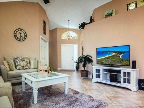 1341 Triandra Ln, Naples FL  34119-3341 exterior