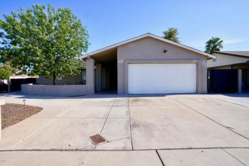 6501 Purdue Ave, Glendale, AZ 85302-2814