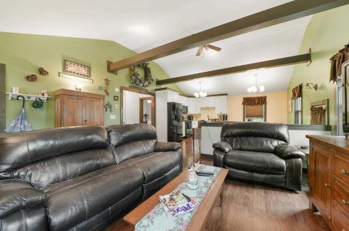 9 Maple Ct, Washingtonville NY  10992-1701 exterior