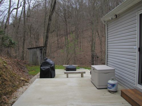 24480 Bushby Rd, Laurelville OH  43152-9712 exterior