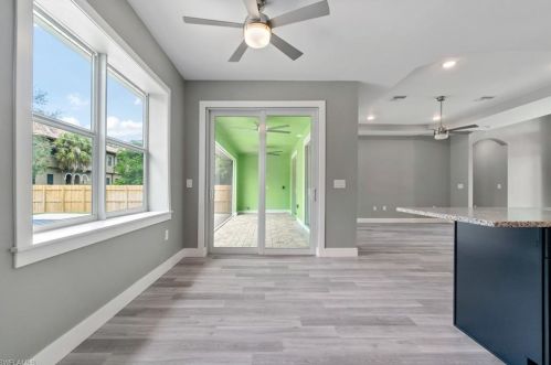 28124 Sunset Dr, Bonita Springs FL  34134-7503 exterior